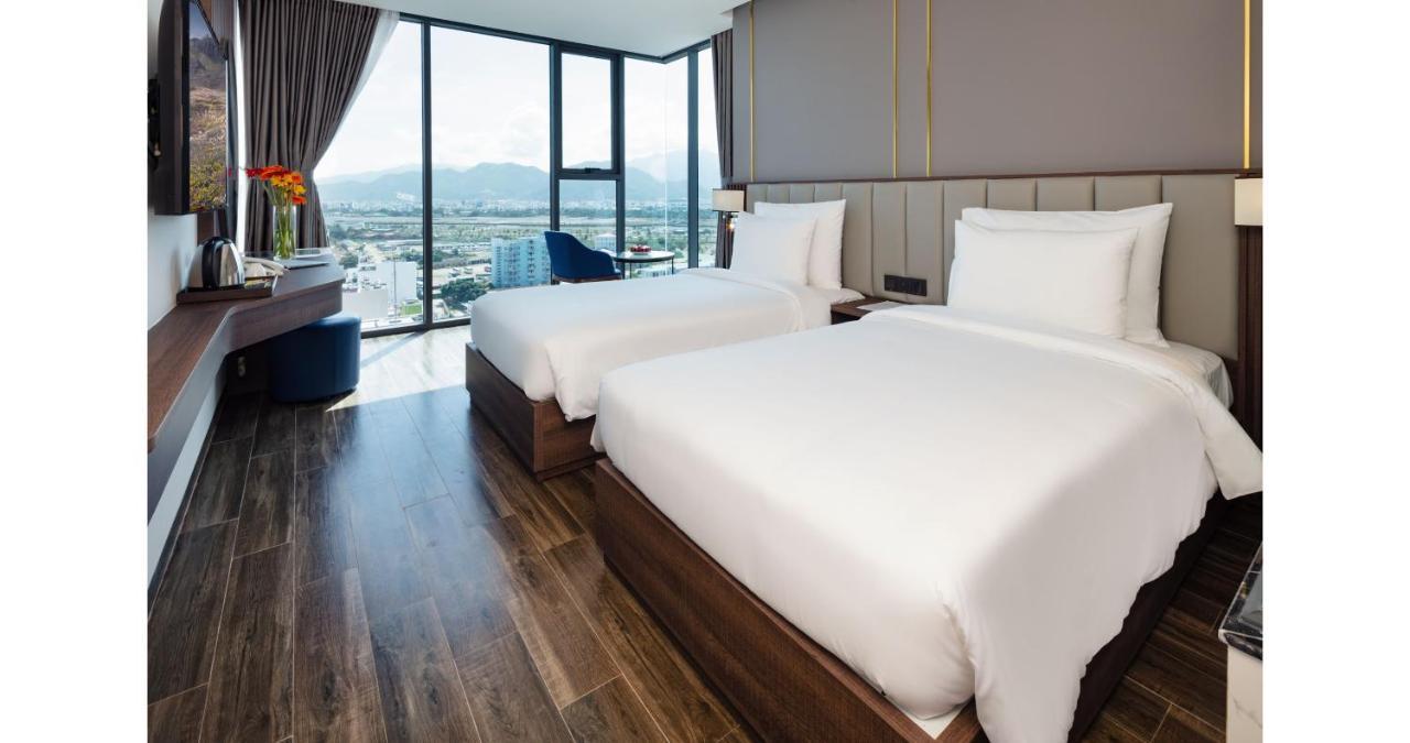 Amber Hotel Managed By Ht Nha Trang Eksteriør billede